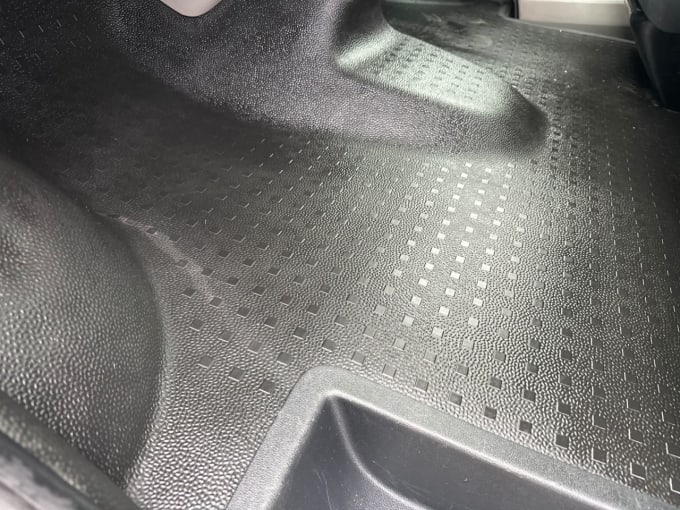 2025 Volkswagen Transporter