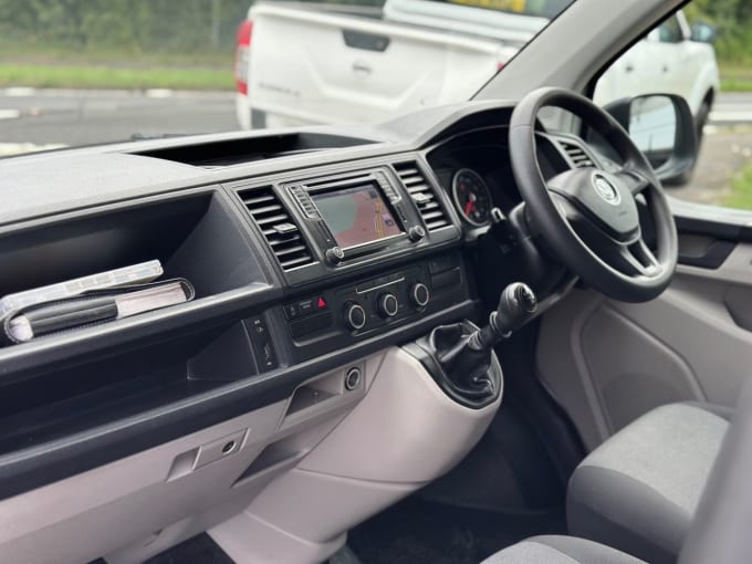 2025 Volkswagen Transporter