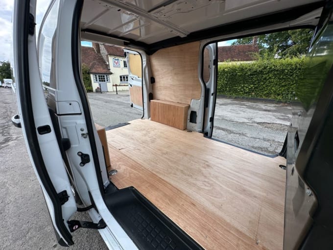 2025 Vauxhall Vivaro