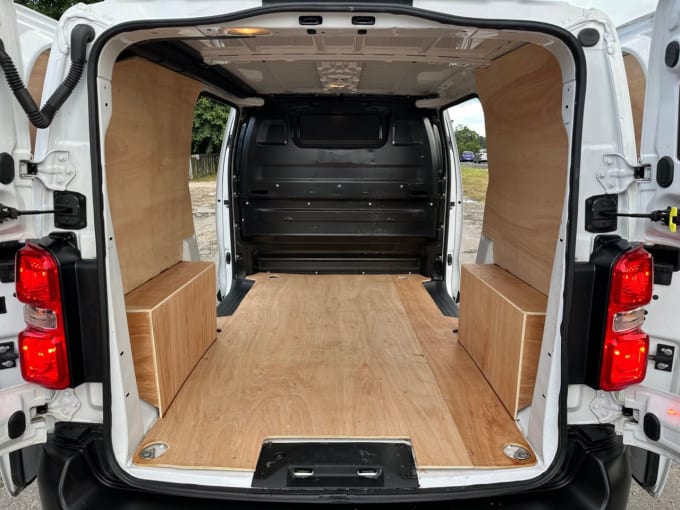 2025 Vauxhall Vivaro