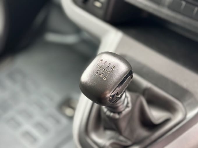 2025 Peugeot Expert