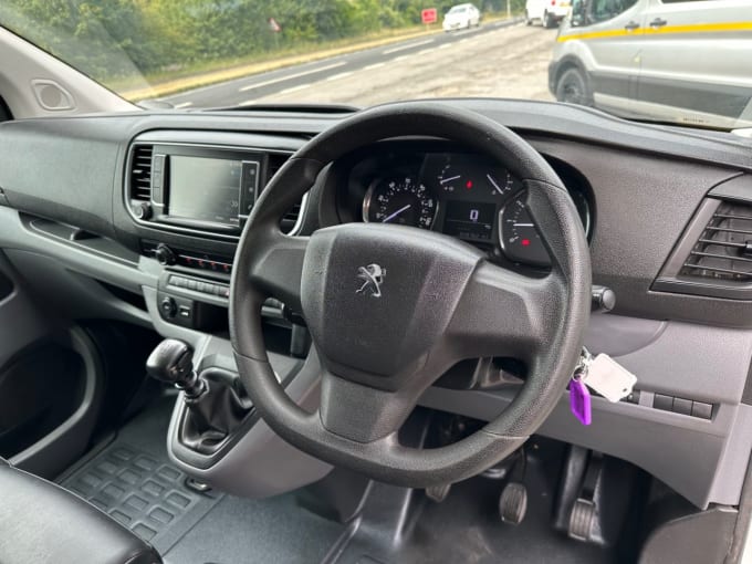 2025 Peugeot Expert