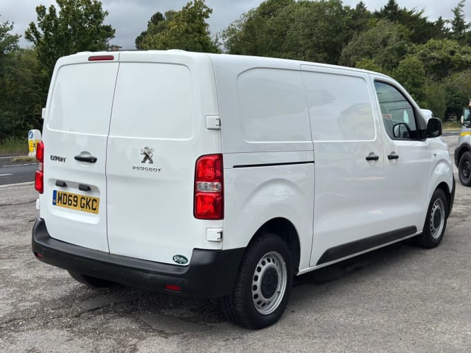 2025 Peugeot Expert