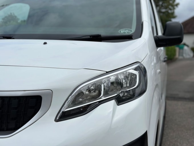 2025 Peugeot Expert