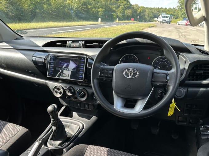 2025 Toyota Hi-lux