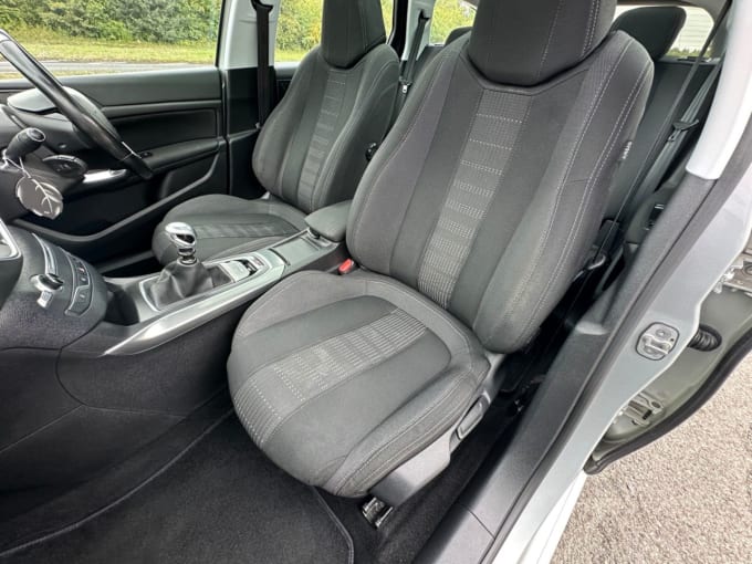 2025 Peugeot 308
