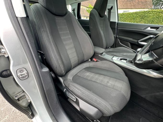 2025 Peugeot 308
