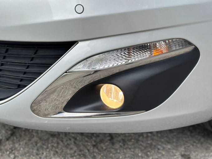 2025 Peugeot 308