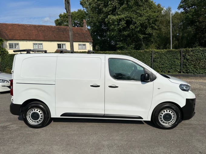 2025 Peugeot Expert