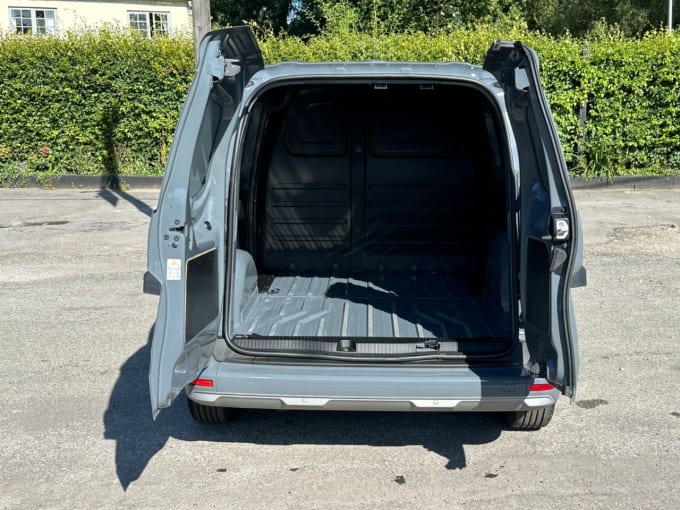2025 Nissan Townstar