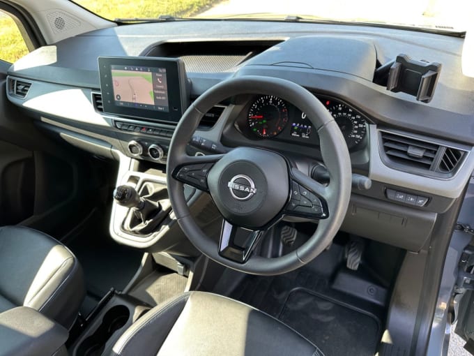 2025 Nissan Townstar