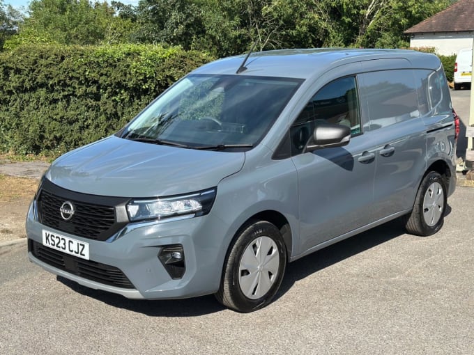 2025 Nissan Townstar