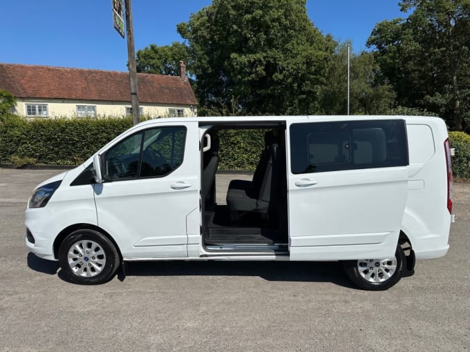 2025 Ford Transit Custom