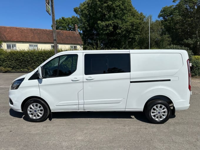 2025 Ford Transit Custom