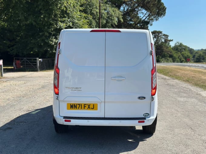 2025 Ford Transit Custom