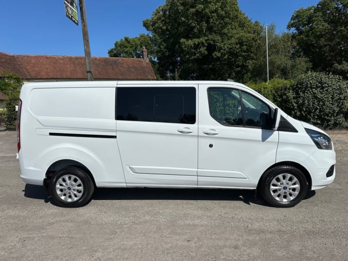 2025 Ford Transit Custom