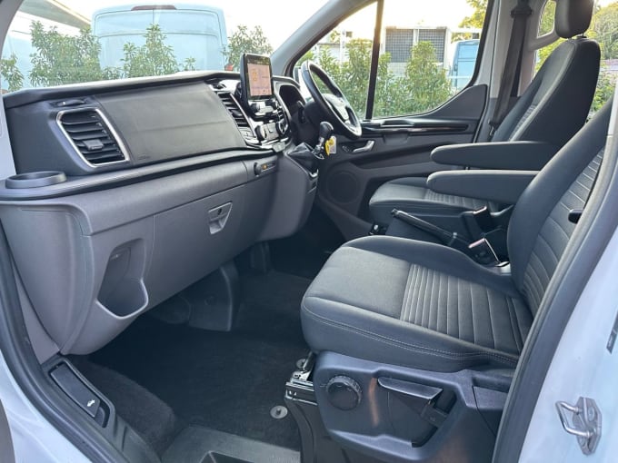 2025 Ford Transit Custom