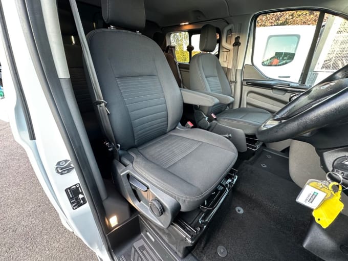 2025 Ford Transit Custom