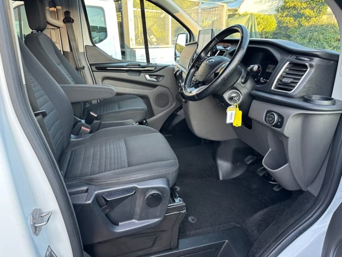 2025 Ford Transit Custom