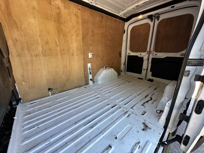 2025 Ford Transit