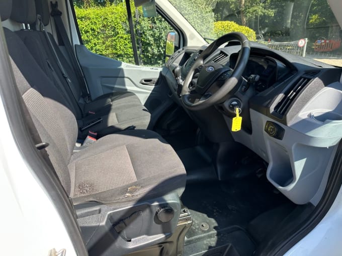 2025 Ford Transit