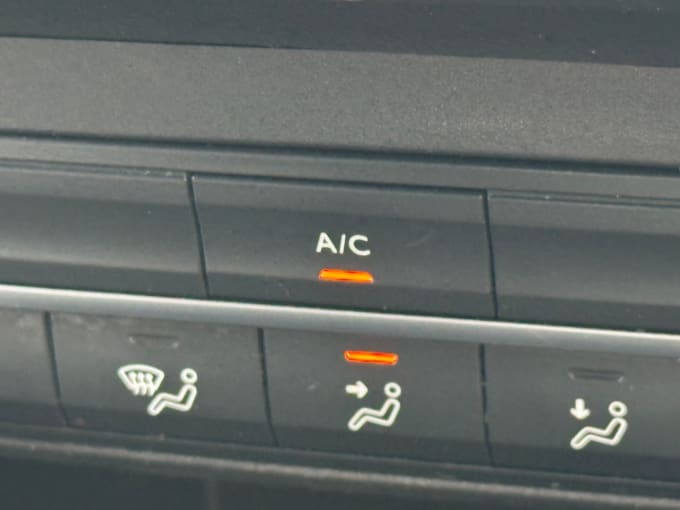 2025 Peugeot Partner