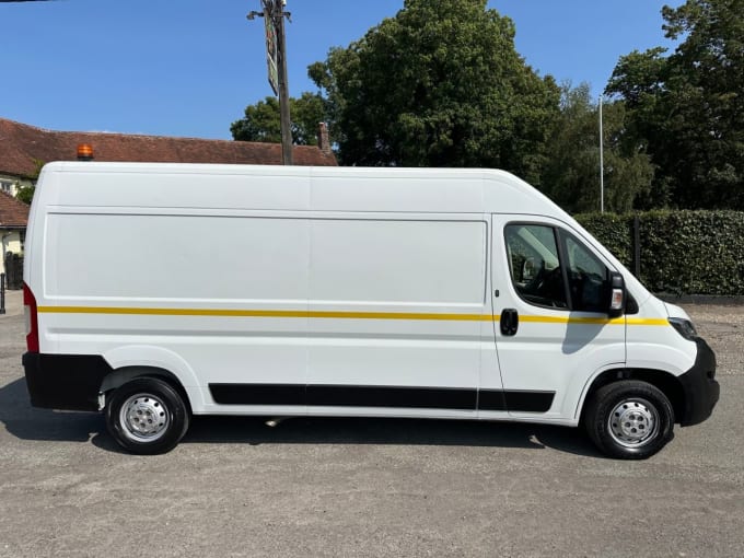 2025 Peugeot Boxer