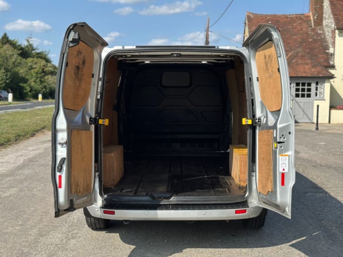 2025 Ford Transit Custom