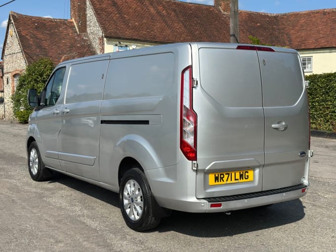 2025 Ford Transit Custom