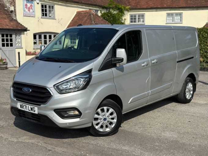 2025 Ford Transit Custom