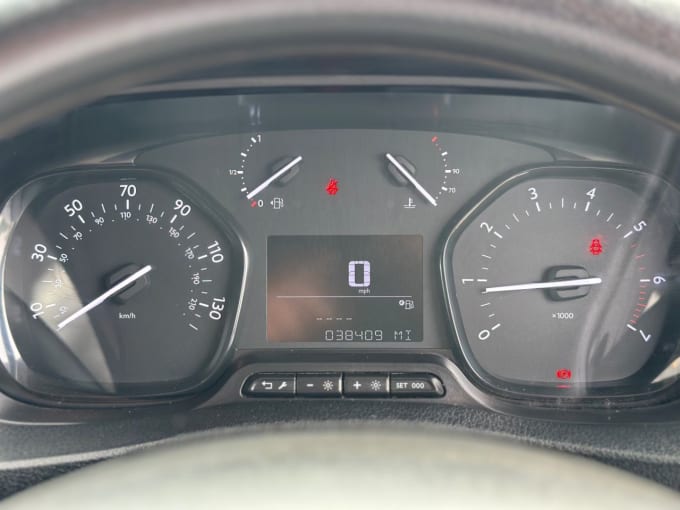 2025 Vauxhall Vivaro