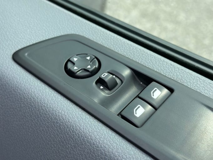2025 Vauxhall Vivaro