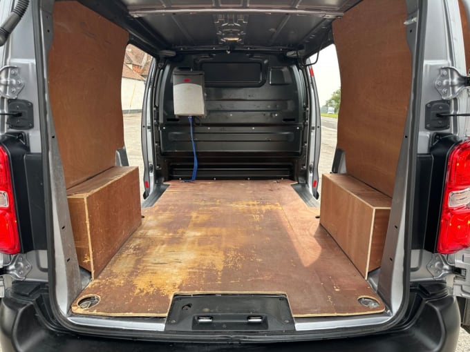 2025 Vauxhall Vivaro