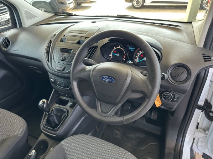 2025 Ford Transit Courier