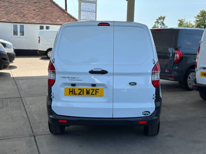 2025 Ford Transit Courier