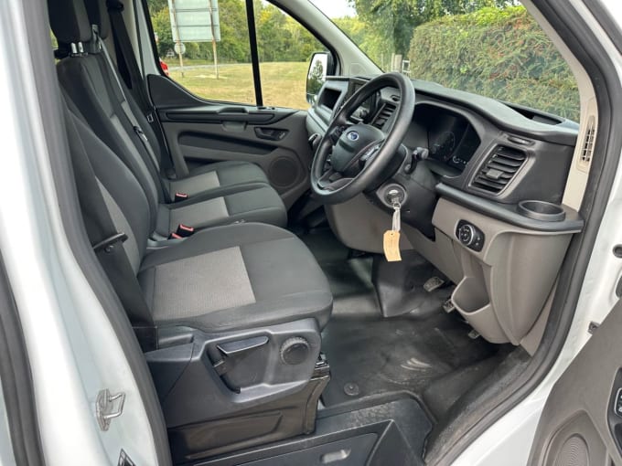 2025 Ford Transit Custom