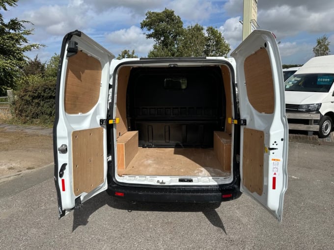 2025 Ford Transit Custom