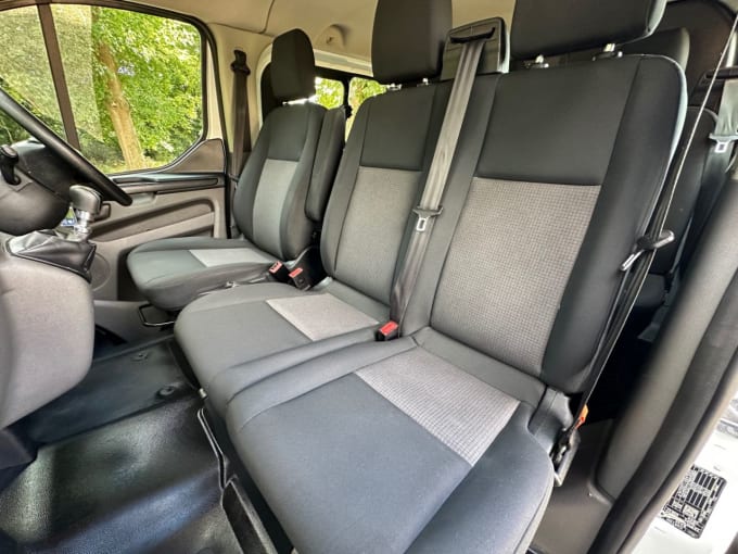2025 Ford Transit Custom