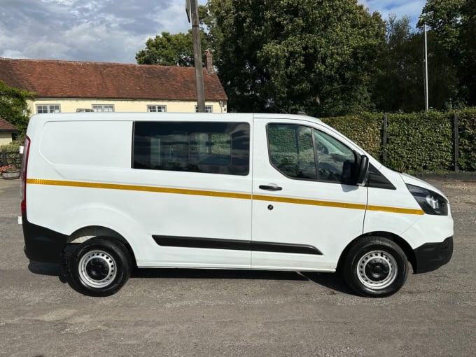 2025 Ford Transit Custom