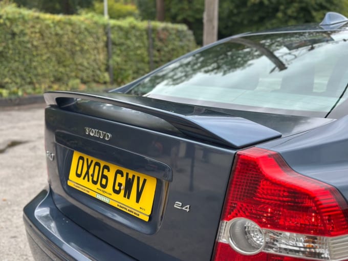 2025 Volvo S40