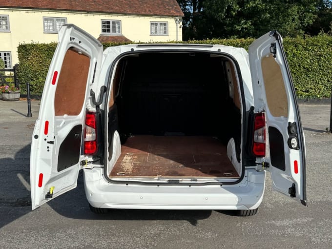 2025 Vauxhall Combo