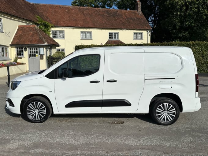 2025 Vauxhall Combo