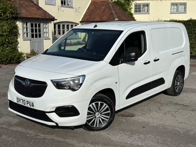 2025 Vauxhall Combo