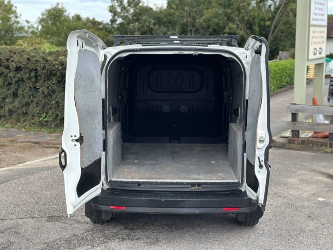 2025 Vauxhall Combo
