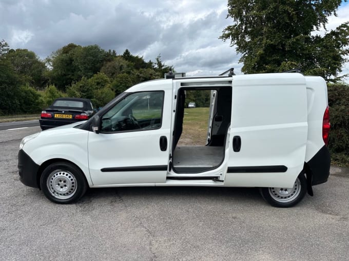 2025 Vauxhall Combo