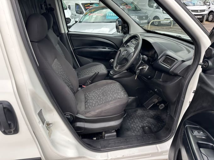 2025 Vauxhall Combo