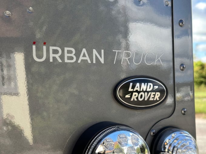 2025 Land Rover Defender 110