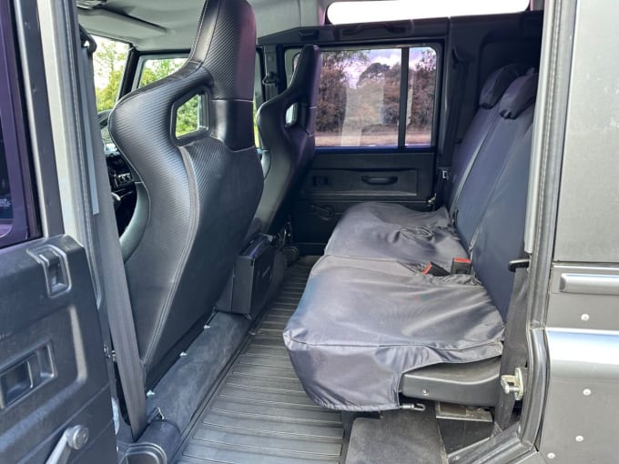 2025 Land Rover Defender 110