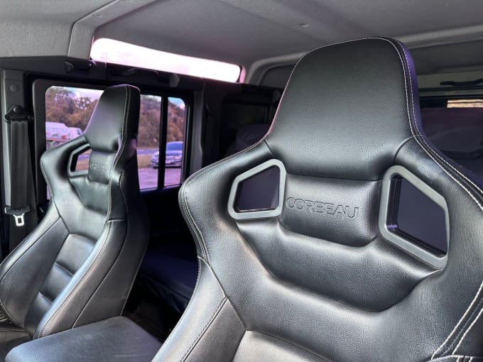 2025 Land Rover Defender 110
