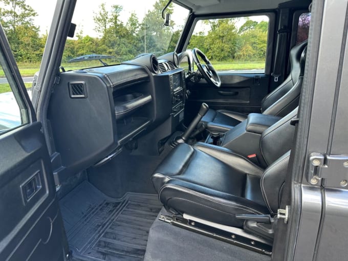 2025 Land Rover Defender 110